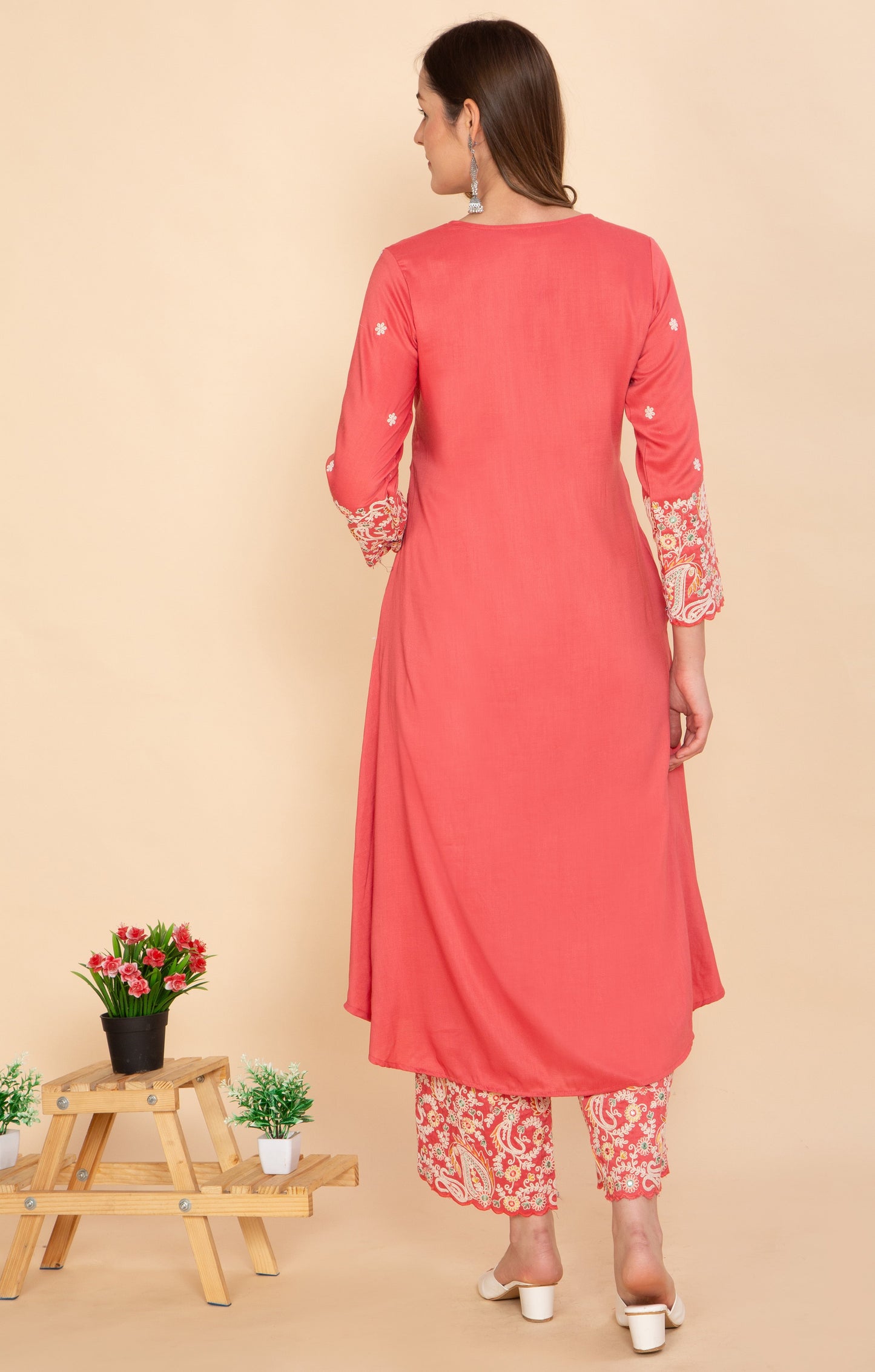 PINK SILK BLEND SOLID YOKE DESIGN ANARKALI SUIT SET NAMOSTRI