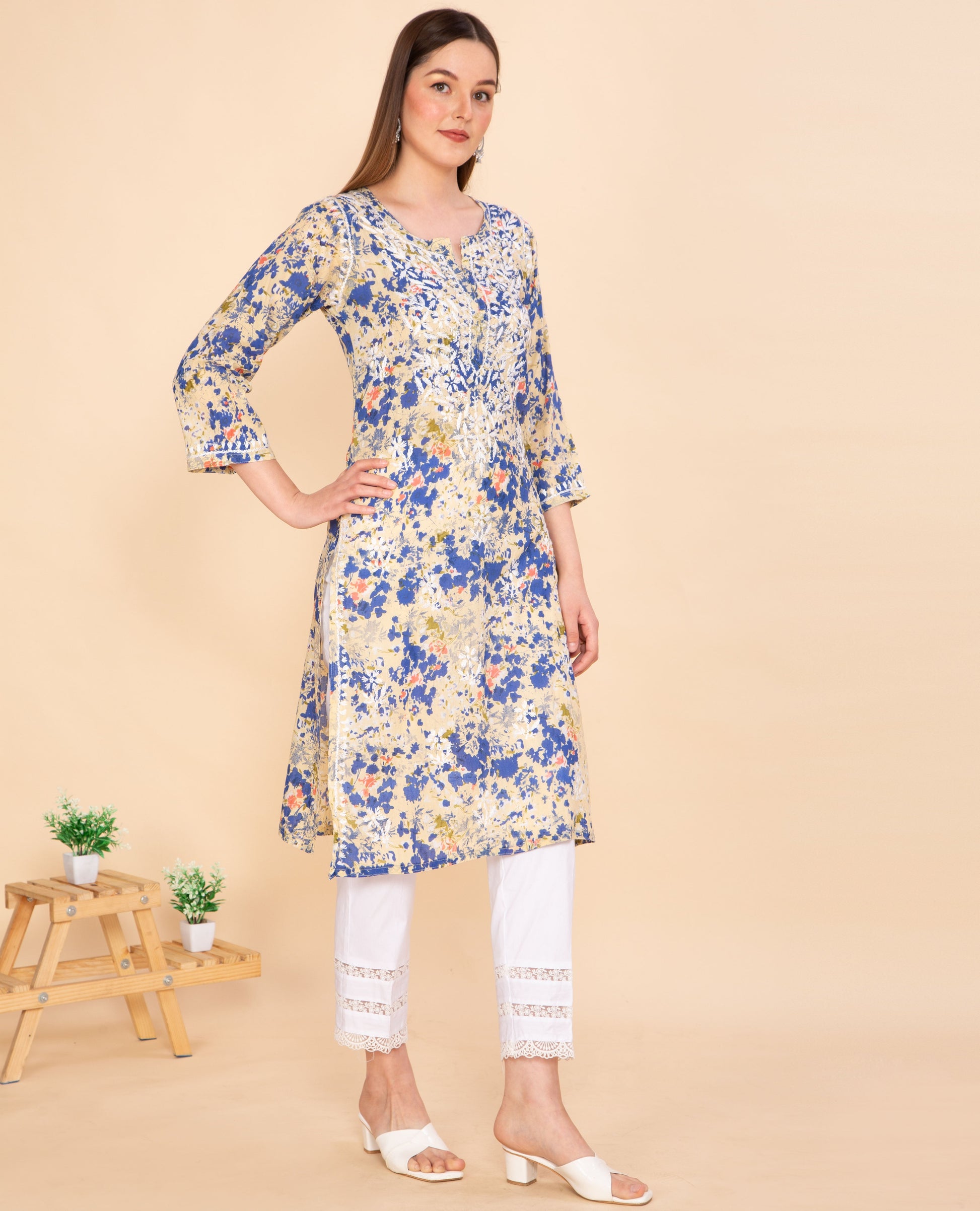 CLASSIC BLUE PRINTED CHIKANKARI COTTON KURTA NAMOSTRI