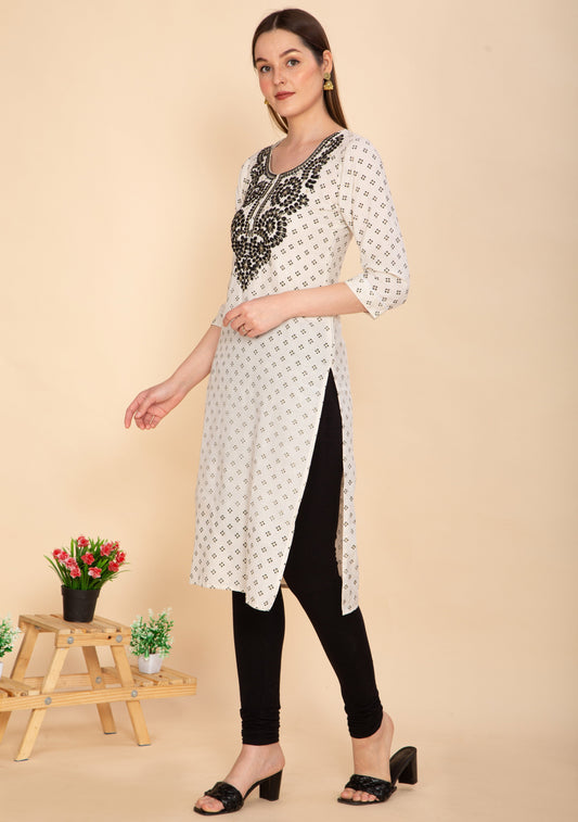 WHITE AND BLACK EMBROIDERED KURTA NAMOSTRI