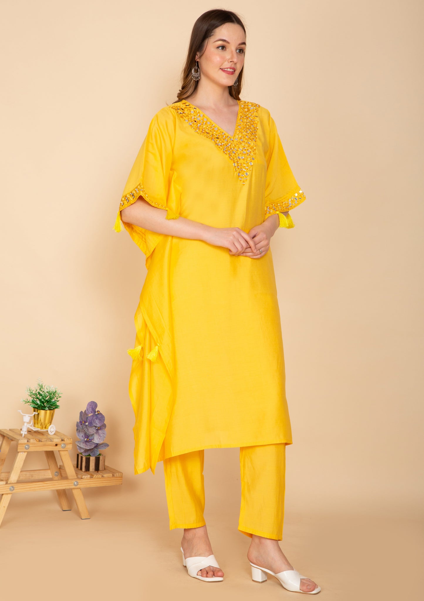 GOLDEN RADIANCE KAFTAN SET NAMOSTRI