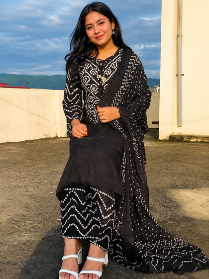 Black & White Bandhani Print Suit Set