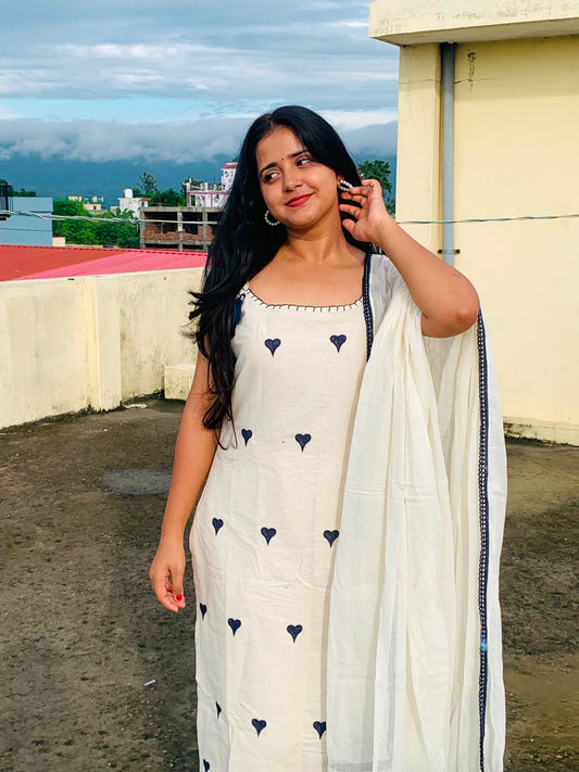 Off White Sleeveless Embroidered Suit Set