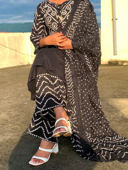 Black & White Bandhani Print Suit Set